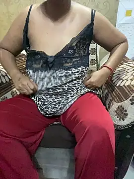 Snapshot of Tameesh_sexy_mistress chatting on 10-16-25, 05:19 Tameesh sexy mistress online show from 10-16-25, 05:19