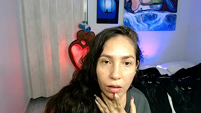 naihroby online show from 04-11-26, 05:23