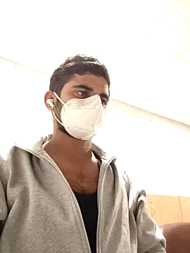 Snapshot of Ishan003 chatting on 12-19-24, 04:57 Ishan003 online show from 12-19-24, 04:57