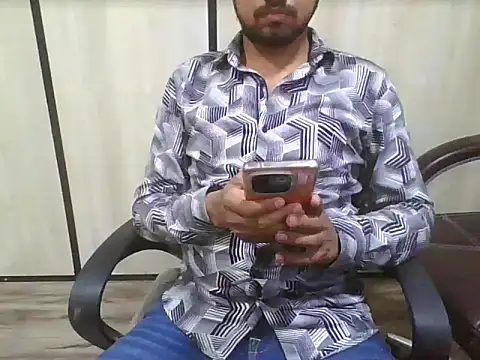 Snapshot of Ishan003 chatting on 02-15-25, 09:05 Ishan003 online show from 02-15-25, 09:05