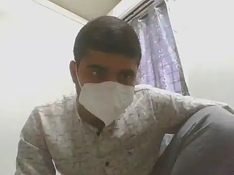 Snapshot of Ishan003 chatting on 02-17-25, 12:48 Ishan003 online show from 02-17-25, 12:48