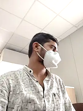 Snapshot of Ishan003 chatting on 02-23-25, 04:50 Ishan003 online show from 02-23-25, 04:50