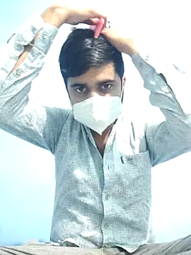 Snapshot of Ishan003 chatting on 09-15-25, 12:21 Ishan003 online show from 09-15-25, 12:21