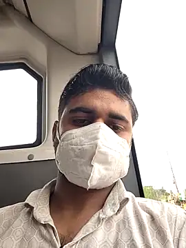 Snapshot of Ishan003 chatting on 10-13-25, 09:42 Ishan003 online show from 10-13-25, 09:42