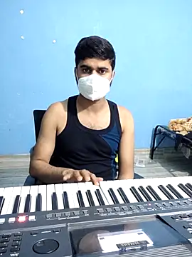 Snapshot of Ishan003 chatting on 11-22-25, 02:05 Ishan003 online show from 11-22-25, 02:05