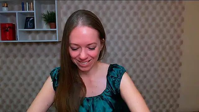 GloriaSi  online show from 10-17-25, 04:59