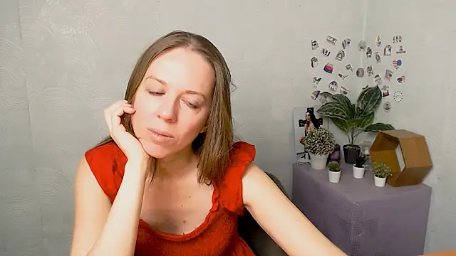 GloriaSi  online show from 11-21-25, 05:33