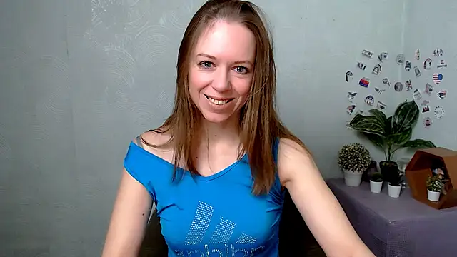 Snapshot of GloriaSi_ chatting on 01-10-26, 06:04 GloriaSi online show from 01-10-26, 06:04