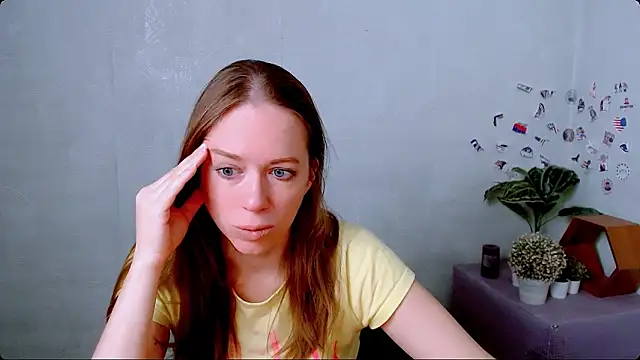 Snapshot of GloriaSi_ chatting on 05-31-26, 04:42 GloriaSi online show from 05-31-26, 04:42