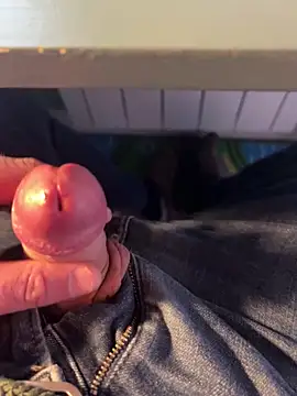  t0ni0  online show from 02-13-25, 03:56