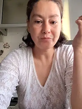 Snapshot of RamyLove36 chatting on 10-26-25, 08:31 RamyLove36 online show from 10-26-25, 08:31