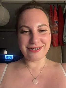 Yanacool007 online show from 12-12-24, 09:26