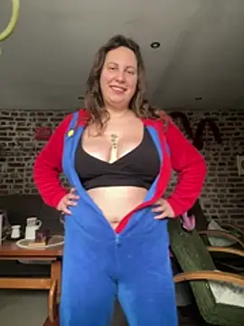 Snapshot of Yanacool007 chatting on 02-01-26, 10:03 Yanacool007 online show from 02-01-26, 10:03