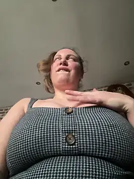 Snapshot of Yanacool007 chatting on 02-13-26, 01:07 Yanacool007 online show from 02-13-26, 01:07