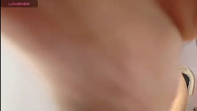 mikoto urab online show from 10-14-25, 04:52