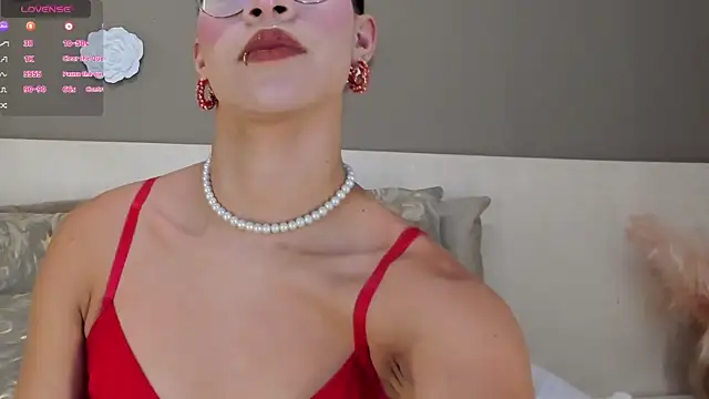 KimHiltton online show from 02-14-25, 03:43