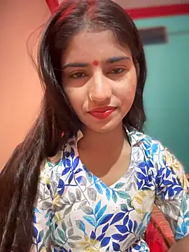 Snapshot of DiyAsingHh chatting on 02-26-25, 02:15 DiyAsingHh online show from 02-26-25, 02:15