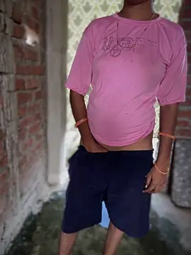 Snapshot of DiyAsingHh chatting on 10-19-25, 08:26 DiyAsingHh online show from 10-19-25, 08:26