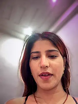 Snapshot of DiyAsingHh chatting on 11-09-25, 11:47 DiyAsingHh online show from 11-09-25, 11:47