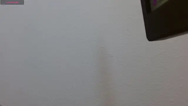 Snapshot of JackSwan18 chatting on 12-18-25, 07:42 JackSwan18 online show from 12-18-25, 07:42