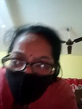 Snapshot of heenage chatting on 12-22-24, 04:50 heenage online show from 12-22-24, 04:50