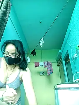 Snapshot of heenage chatting on 02-17-25, 04:20 heenage online show from 02-17-25, 04:20