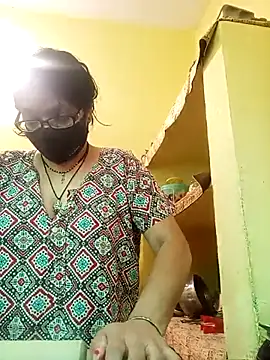 Snapshot of heenage chatting on 03-16-25, 06:31 heenage online show from 03-16-25, 06:31