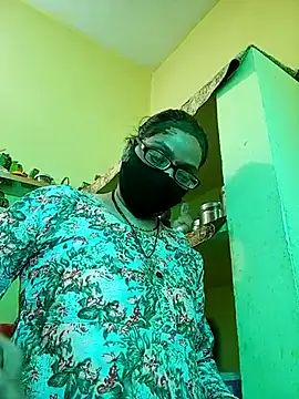 Snapshot of heenage chatting on 03-23-25, 06:05 heenage online show from 03-23-25, 06:05