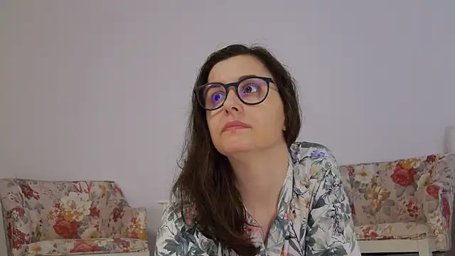 SophieeRain online show from 10-11-25, 11:31