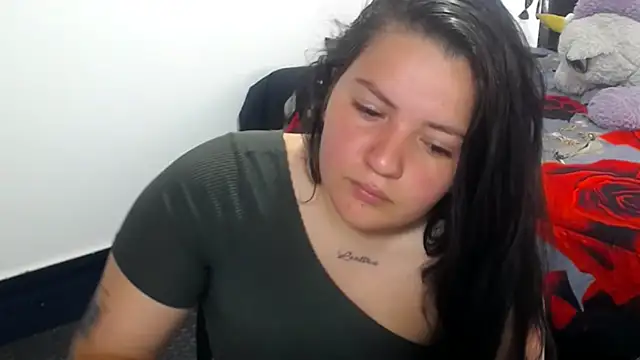 Snapshot of shopyymessyy chatting on 12-20-24, 06:13 shopyymessyy online show from 12-20-24, 06:13