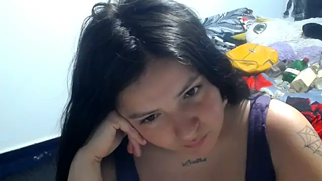 Snapshot of shopyymessyy chatting on 01-10-25, 11:08 shopyymessyy online show from 01-10-25, 11:08