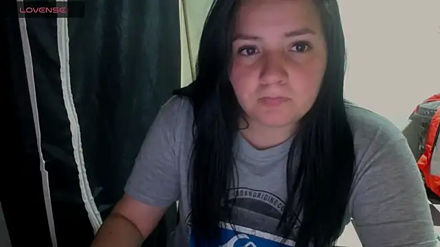 Snapshot of shopyymessyy chatting on 03-05-25, 12:38 shopyymessyy online show from 03-05-25, 12:38