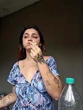 luuhcat09 online show from 11-24-25, 06:51