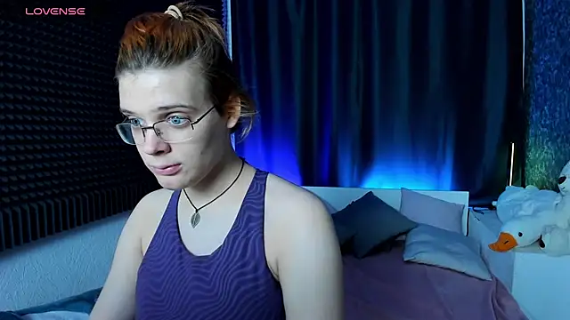 KIKI Krash online show from 12-25-24, 10:06