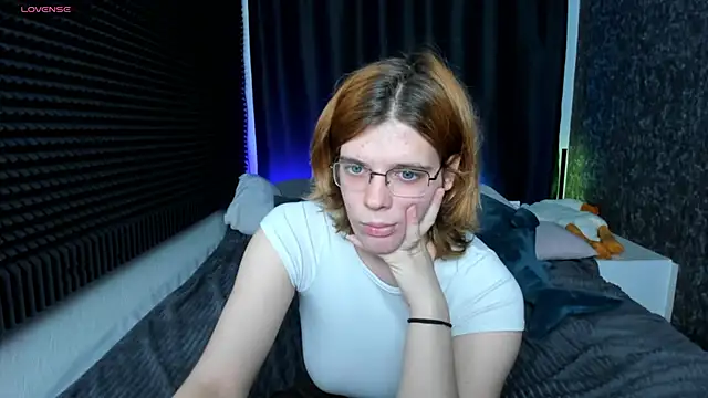 KIKI Krash online show from 01-26-25, 03:36