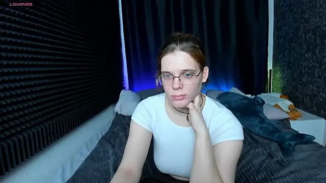 KIKI Krash online show from 01-26-25, 06:58