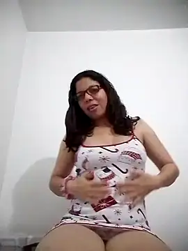 Carliina Soussa online show from 02-04-25, 04:37