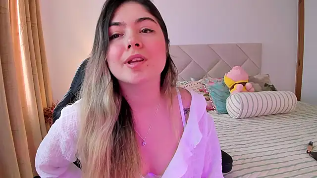 Lau Bee online show from 12-13-24, 07:10