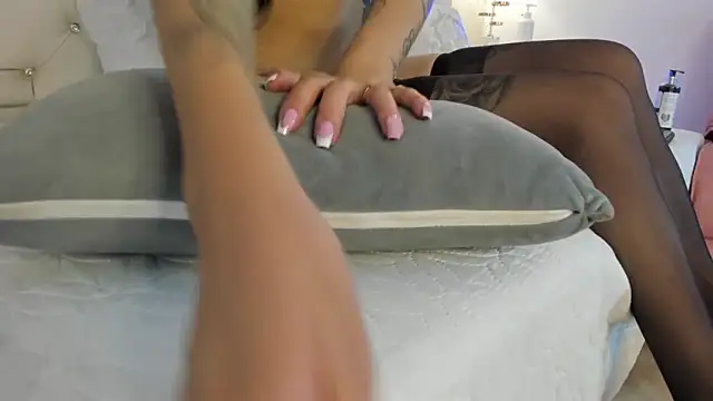 Clarisse28 online show from 01-15-25, 09:51