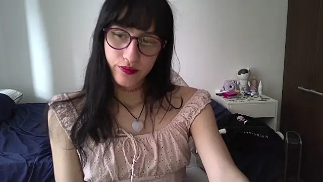 Snapshot of Alice_love29 chatting on 01-25-25, 08:31 Alice love29 online show from 01-25-25, 08:31