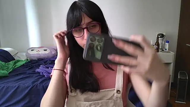 Snapshot of Alice_love29 chatting on 02-06-25, 08:13 Alice love29 online show from 02-06-25, 08:13