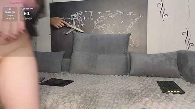 Secret-Smile online show from 03-18-25, 09:43