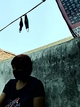 illay love online show from 11-02-25, 07:33