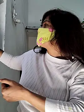 illay love online show from 02-26-26, 07:18