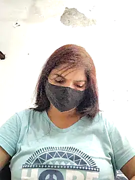 illay love online show from 04-13-26, 05:35