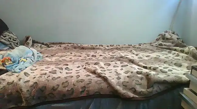 Snapshot of Horny208 chatting on 12-06-24, 09:10 Horny208 online show from 12-06-24, 09:10