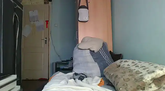 Snapshot of Horny208 chatting on 02-10-25, 08:31 Horny208 online show from 02-10-25, 08:31