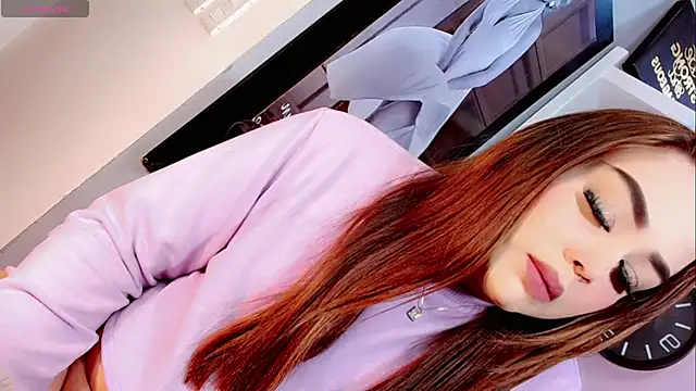 Sophia-Isabella online show from 03-08-25, 01:06