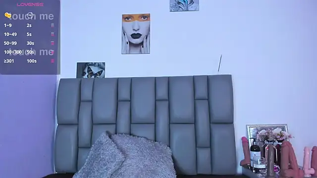 Snapshot of Sophia_Lemos chatting on 03-07-25, 01:40 Sophia Lemos online show from 03-07-25, 01:40