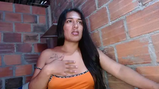 Snapshot of _karolxxx_ chatting on 02-12-25, 06:30 karolxxx online show from 02-12-25, 06:30